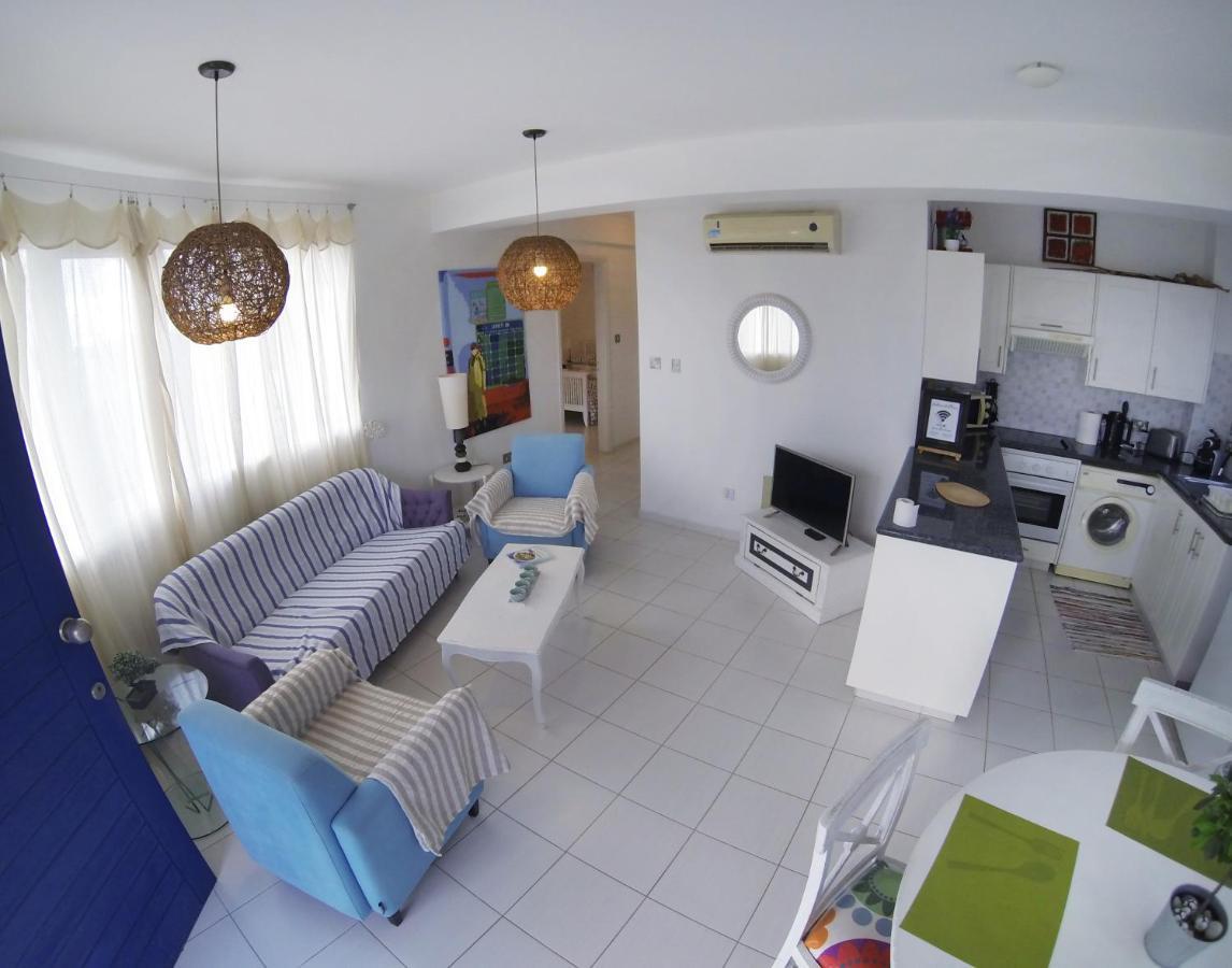 Appartamento Mia'S Cove Paphos Esterno foto